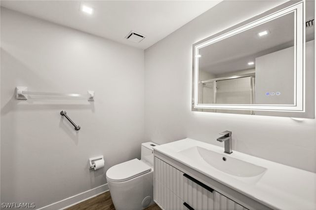 500 Misty Pines CIR 2-103, Naples, FL 34105