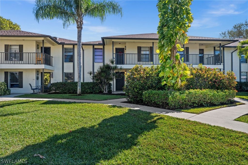 500 Misty Pines CIR 2-103, Naples, FL 34105