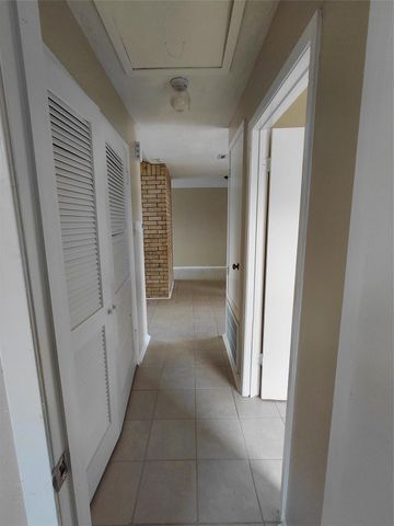 16511 Parkridge Court, Houston, TX 77053