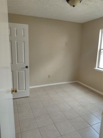 16511 Parkridge Court, Houston, TX 77053