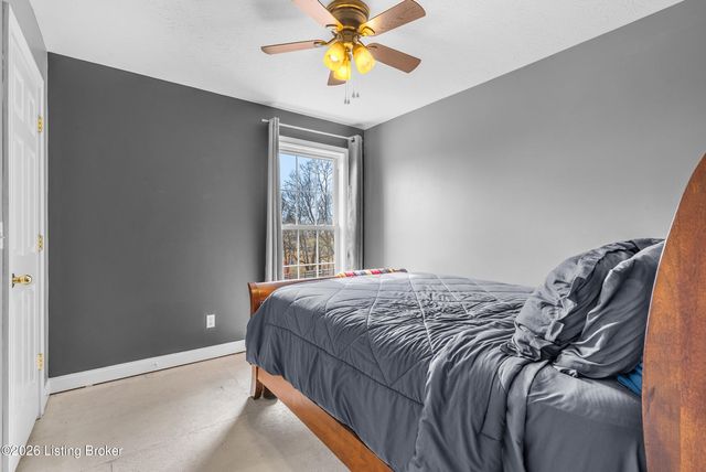 178 P J Ct, Taylorsville, KY 40071