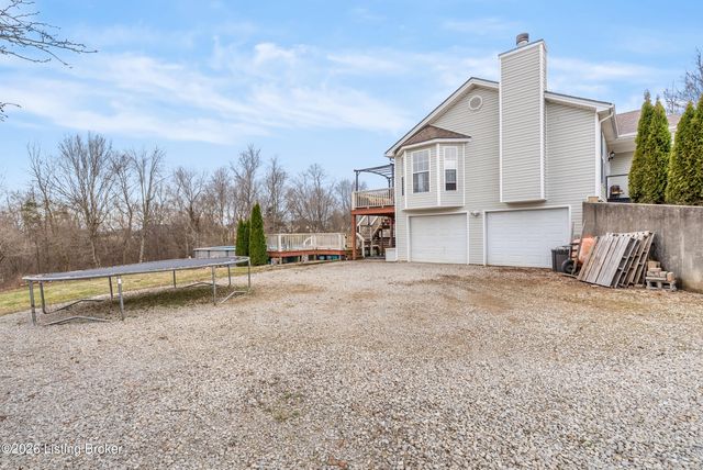 178 P J Ct, Taylorsville, KY 40071
