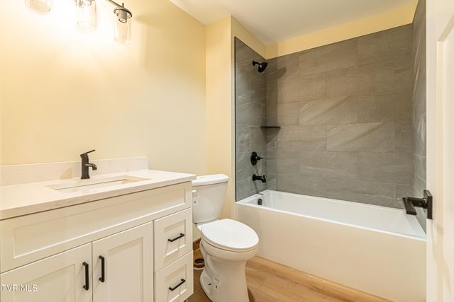 453 East Main Street 900, Kingsport, TN 37660