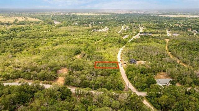 281 Nene LN, Bastrop, TX 78602