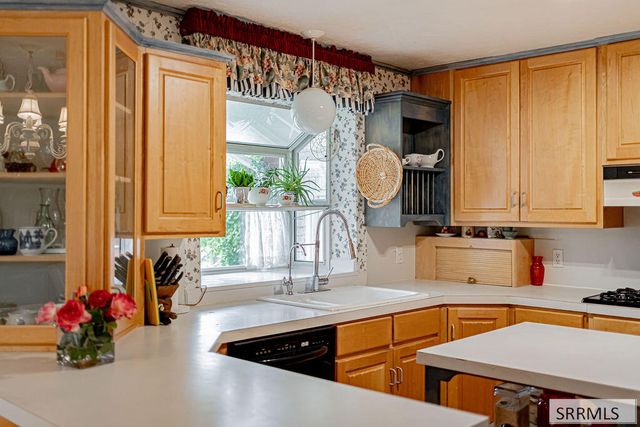 1131 Atlantic Street, Idaho Falls, ID 83404