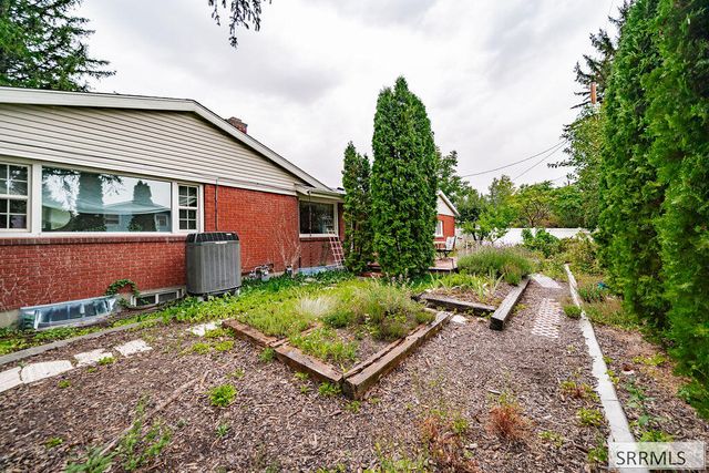 1131 Atlantic Street, Idaho Falls, ID 83404