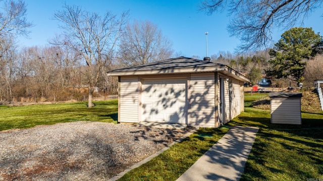 119 Middle Road, Conway, AR 72032