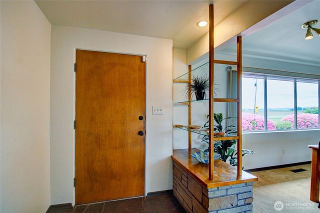 18579 Cook Road, Burlington, WA 98233