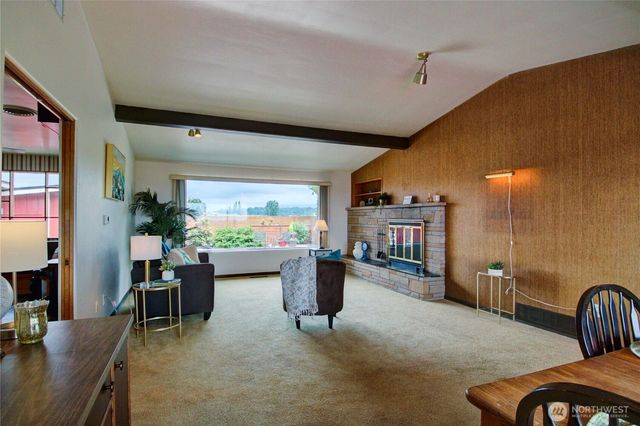 18579 Cook Road, Burlington, WA 98233