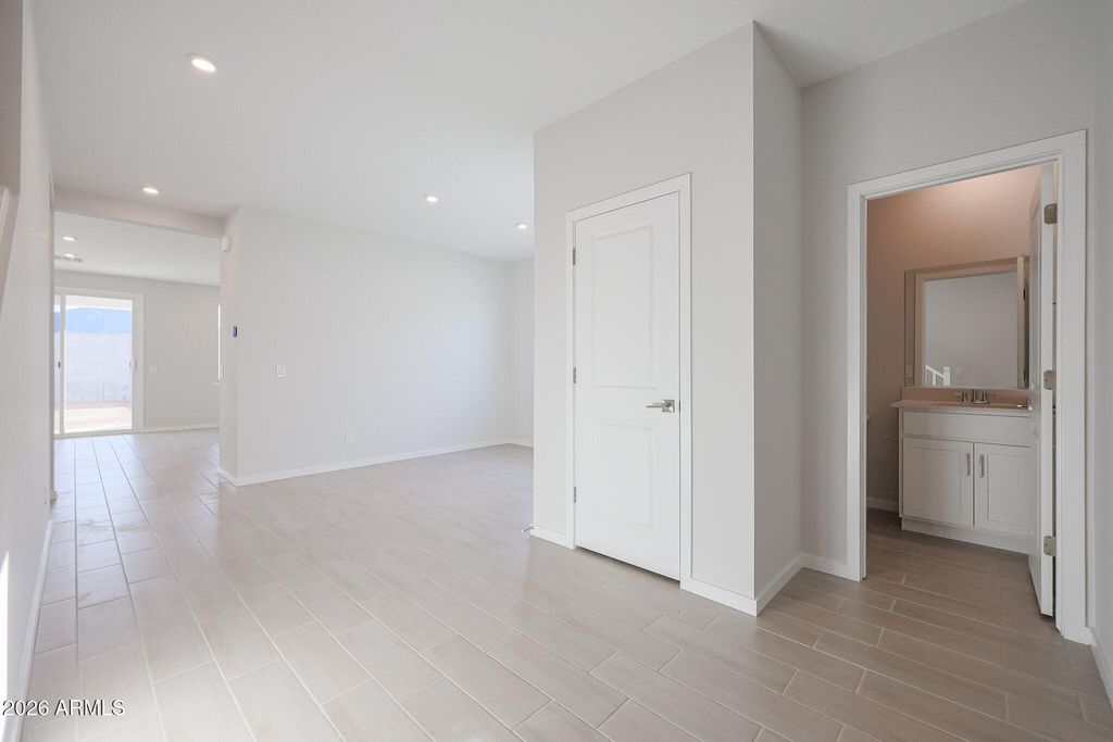 17955 W CAMINO DE ORO Boulevard, Surprise, AZ 85387 — photo 3