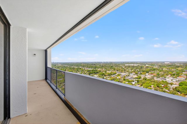 5600 N Flagler Drive 2703, West Palm Beach, FL 33407