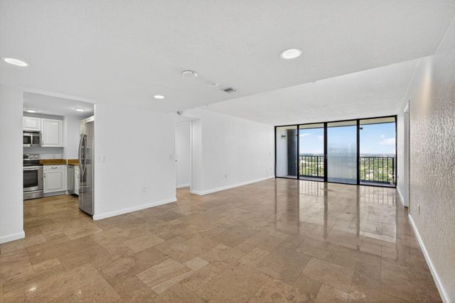 5600 N Flagler Drive 2703, West Palm Beach, FL 33407