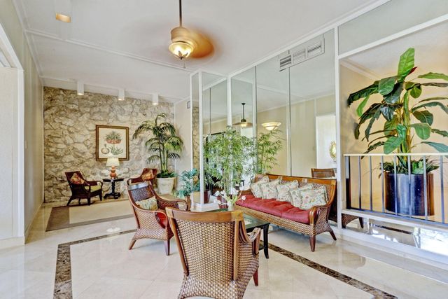 5600 N Flagler Drive 2703, West Palm Beach, FL 33407