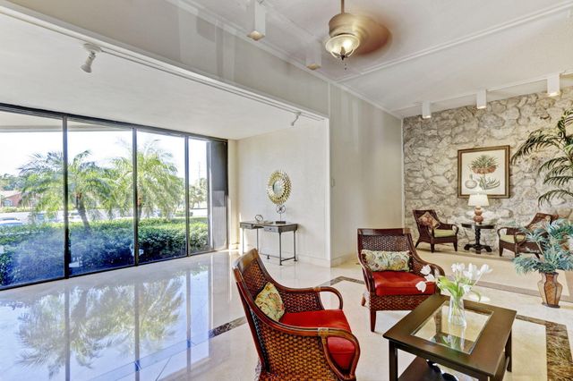 5600 N Flagler Drive 2703, West Palm Beach, FL 33407