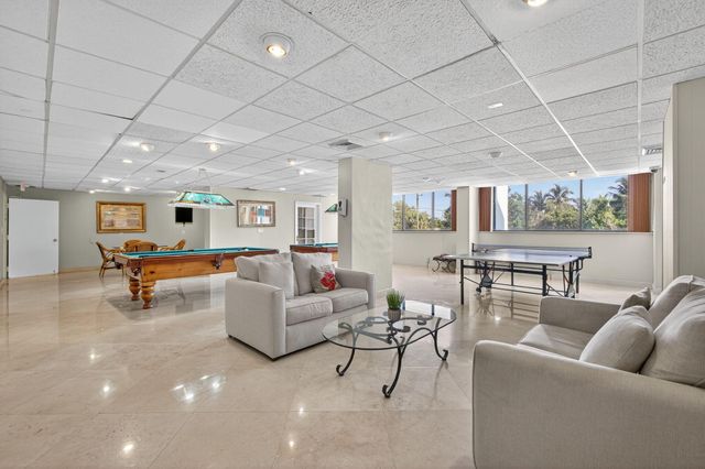 5600 N Flagler Drive 2703, West Palm Beach, FL 33407