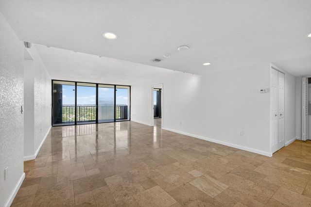 5600 N Flagler Drive 2703, West Palm Beach, FL 33407