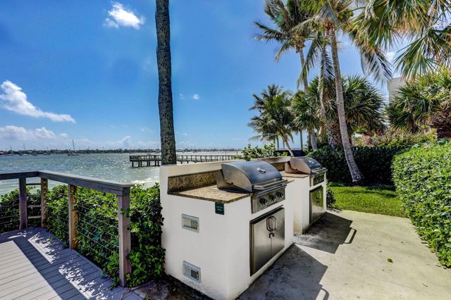 5600 N Flagler Drive 2703, West Palm Beach, FL 33407