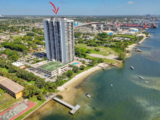 5600 N Flagler Drive 2703, West Palm Beach, FL 33407