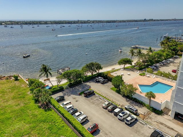 5600 N Flagler Drive 2703, West Palm Beach, FL 33407