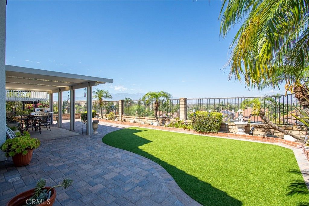 17923 Paseo Del Sol, Chino Hills, CA 91709
