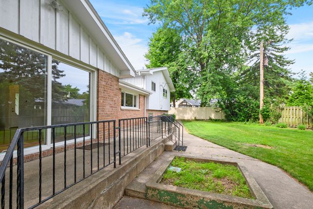 4915 Spring Road, Oak Lawn, IL 60453