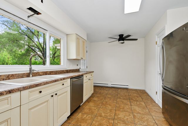 4915 Spring Road, Oak Lawn, IL 60453