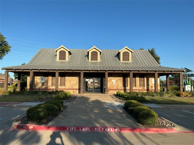 8621 Willowsun Way, Fort Worth, TX 76131