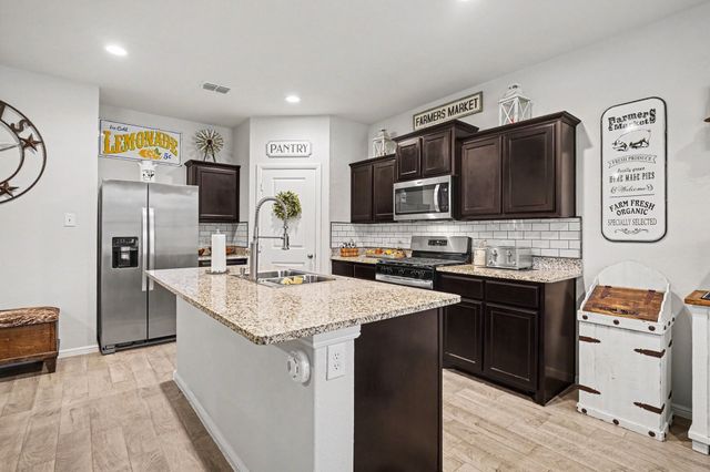 8621 Willowsun Way, Fort Worth, TX 76131