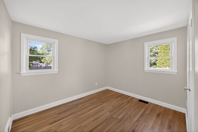 119 Seacoast Shores Blvd, Falmouth, MA 02536