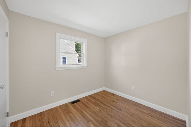 119 Seacoast Shores Blvd, Falmouth, MA 02536