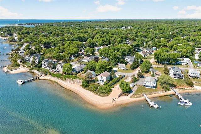 119 Seacoast Shores Blvd, Falmouth, MA 02536