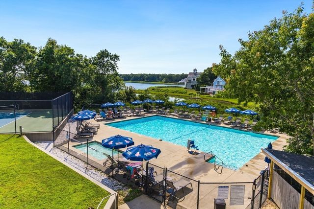 119 Seacoast Shores Blvd, Falmouth, MA 02536