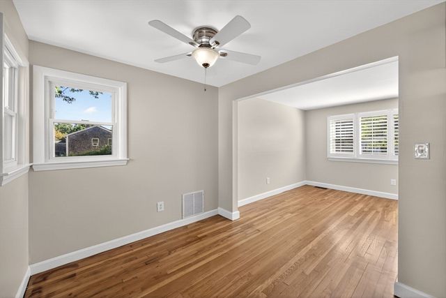 119 Seacoast Shores Blvd, Falmouth, MA 02536