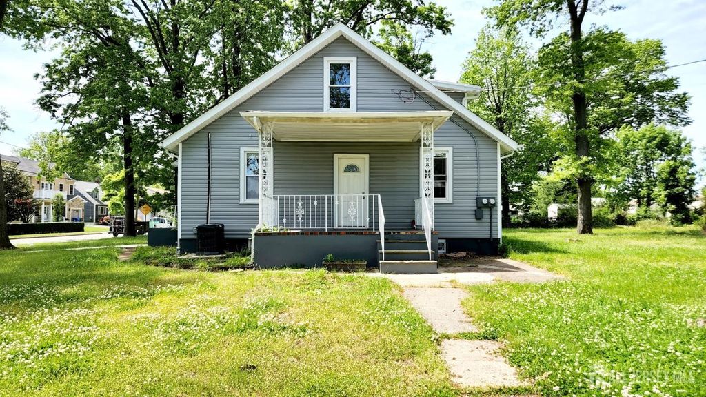 111 Demorest Avenue 2nd, Avenel, NJ 07001