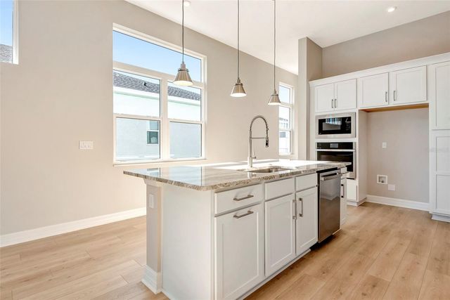 889 MEGANO BOULEVARD, Deland, FL 32724