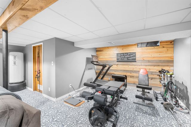 429 Meadowlark Dr, Minneapolis, KS 67467