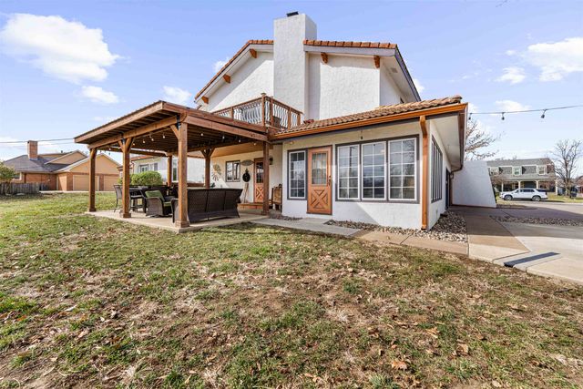 429 Meadowlark Dr, Minneapolis, KS 67467