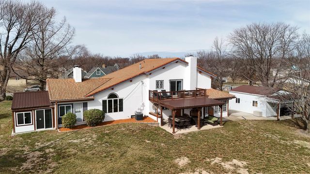 429 Meadowlark Dr, Minneapolis, KS 67467