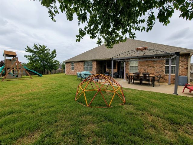 3363 Glenbrook Loop, Springdale, AR 72764