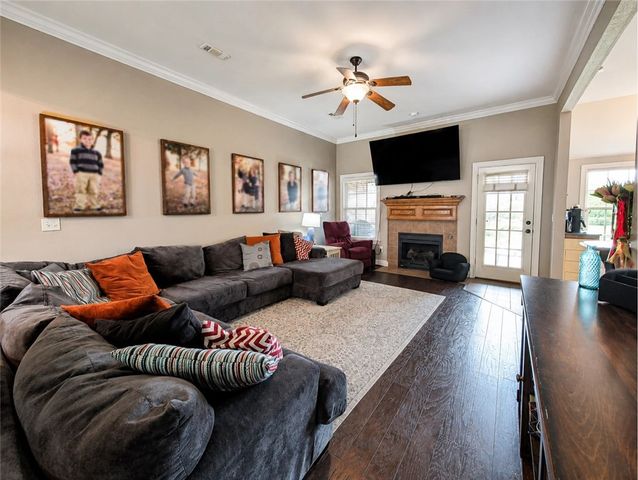 3363 Glenbrook Loop, Springdale, AR 72764