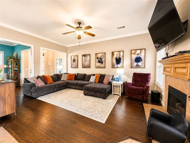 3363 Glenbrook Loop, Springdale, AR 72764