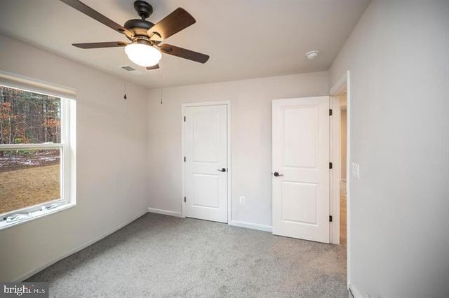 2892 WHITE TAIL DR, Locust Grove, VA 22508