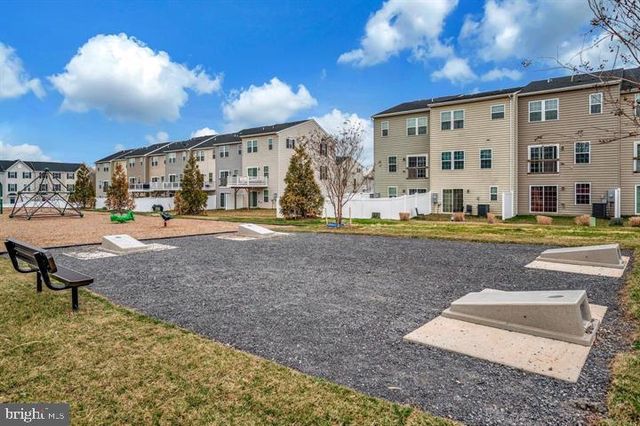 2892 WHITE TAIL DR, Locust Grove, VA 22508