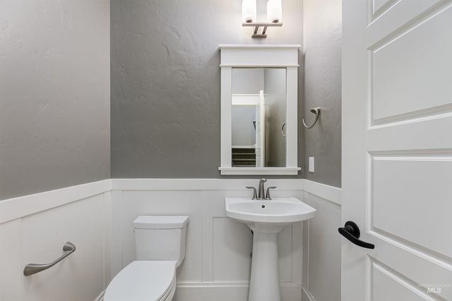 2466 E Mount Etna, Meridian, ID 83642