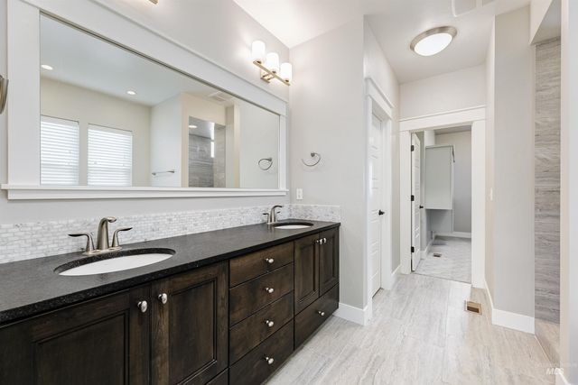 2466 E Mount Etna, Meridian, ID 83642