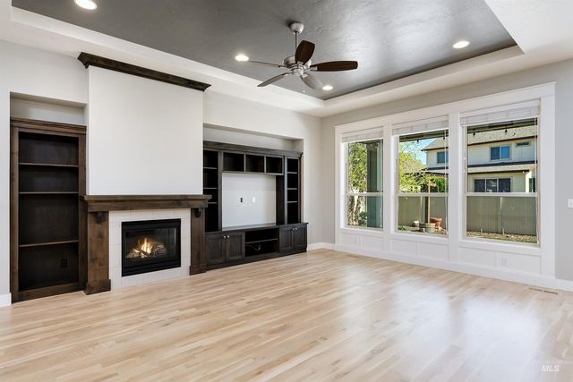 2466 E Mount Etna, Meridian, ID 83642