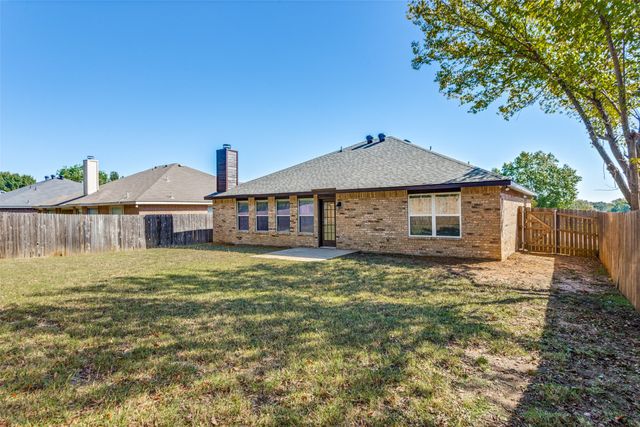 1616 Fern Drive, Mansfield, TX 76063