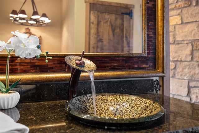 19045 CR 139, Flint, TX 75762