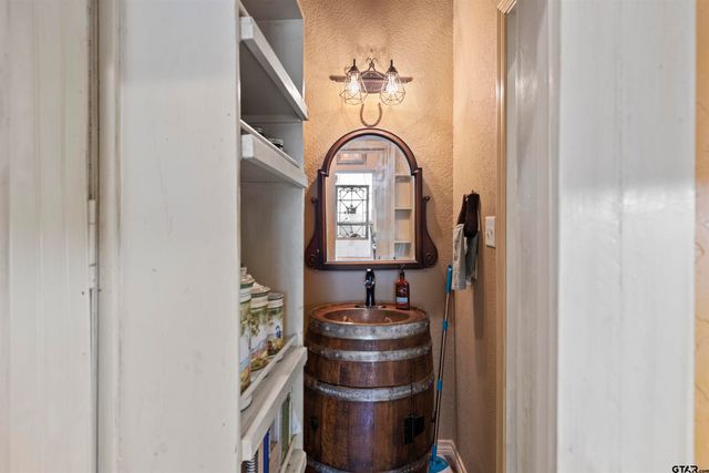 19045 CR 139, Flint, TX 75762