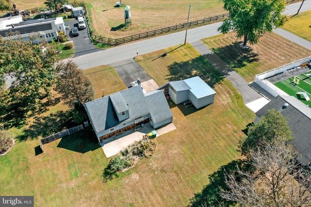3 APPLEGATE LN, New Egypt, NJ 08533